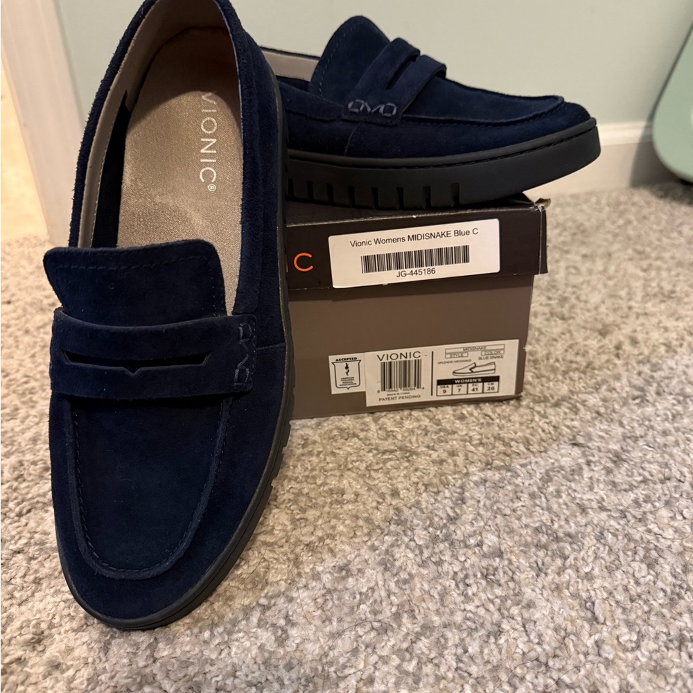 Vionic Women’s Deep Blue Loafers
